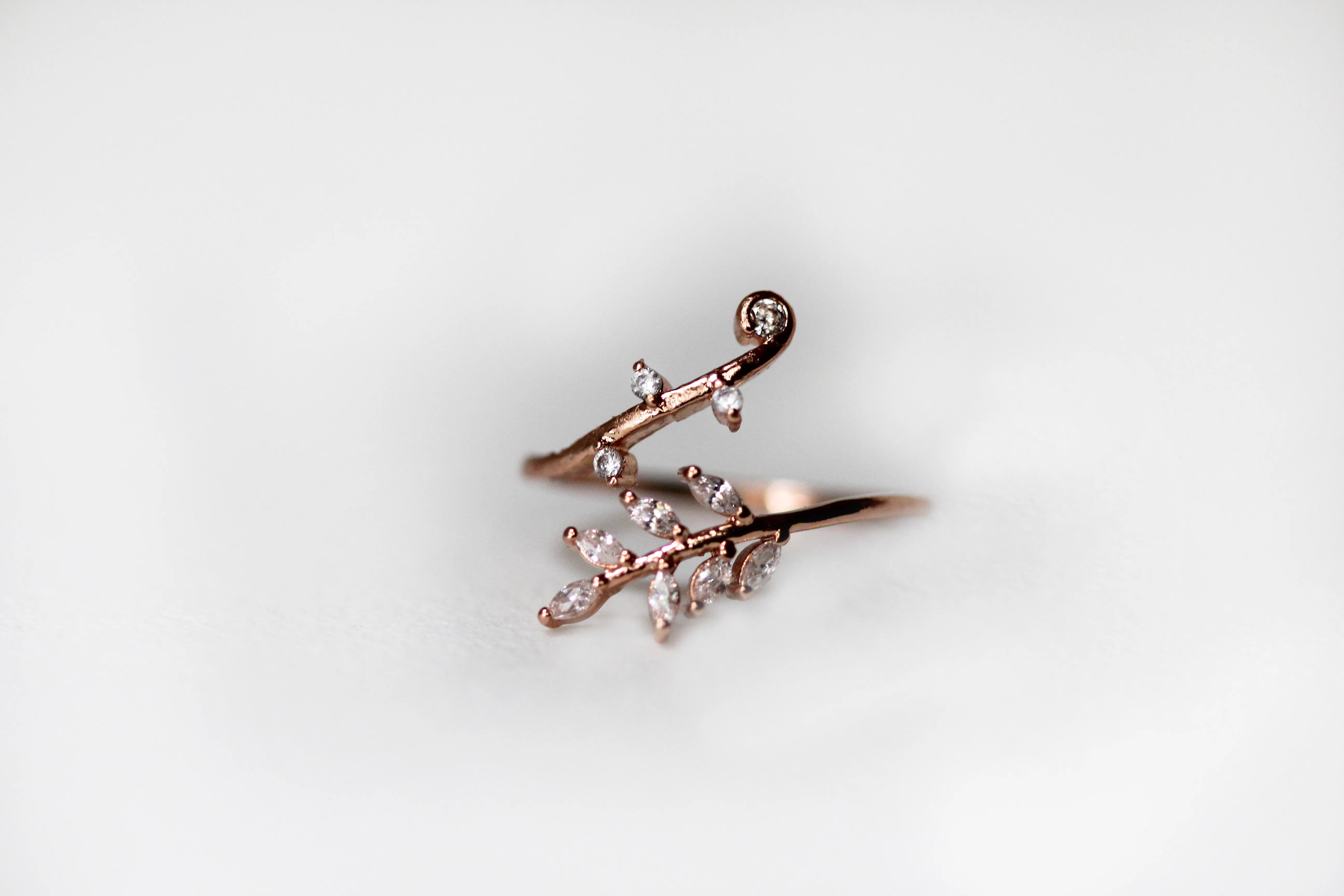 Vines Crystals Ring