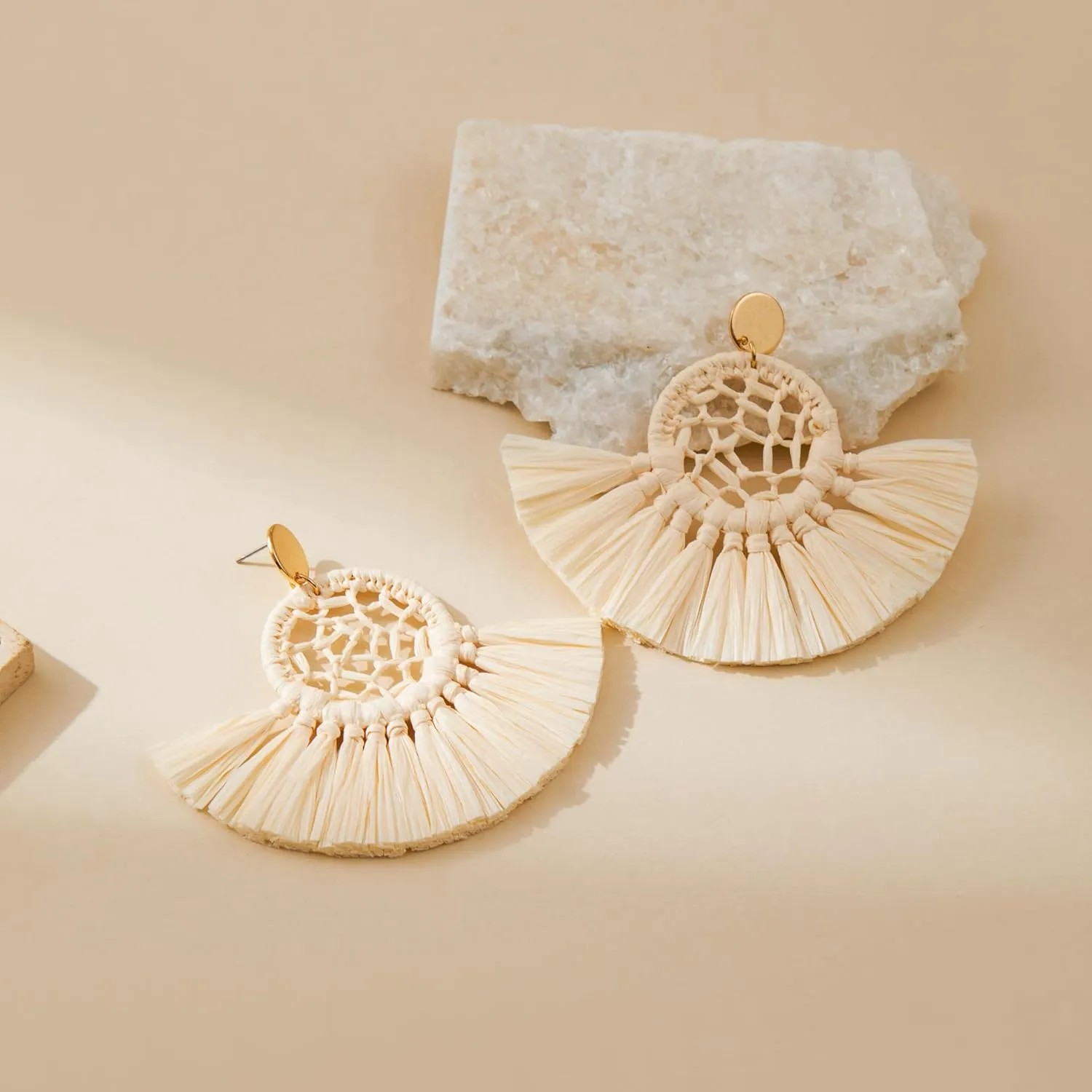 Viva Joya Boho Oversized Raffia Fan Tassel Earrings for Women, Large Statement Dangle Drop, Lightweight Handmade Woven Beach Jewelry